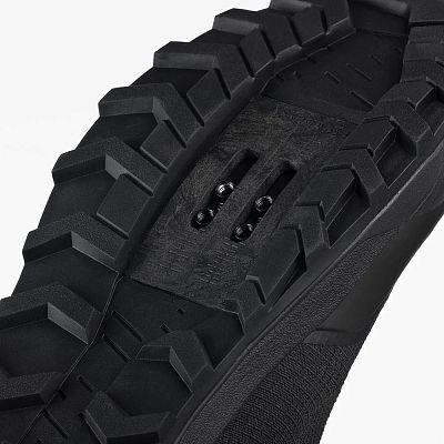 Превью  Велотуфли туристические FIZIK Terra Ergolace X2 Black/Black